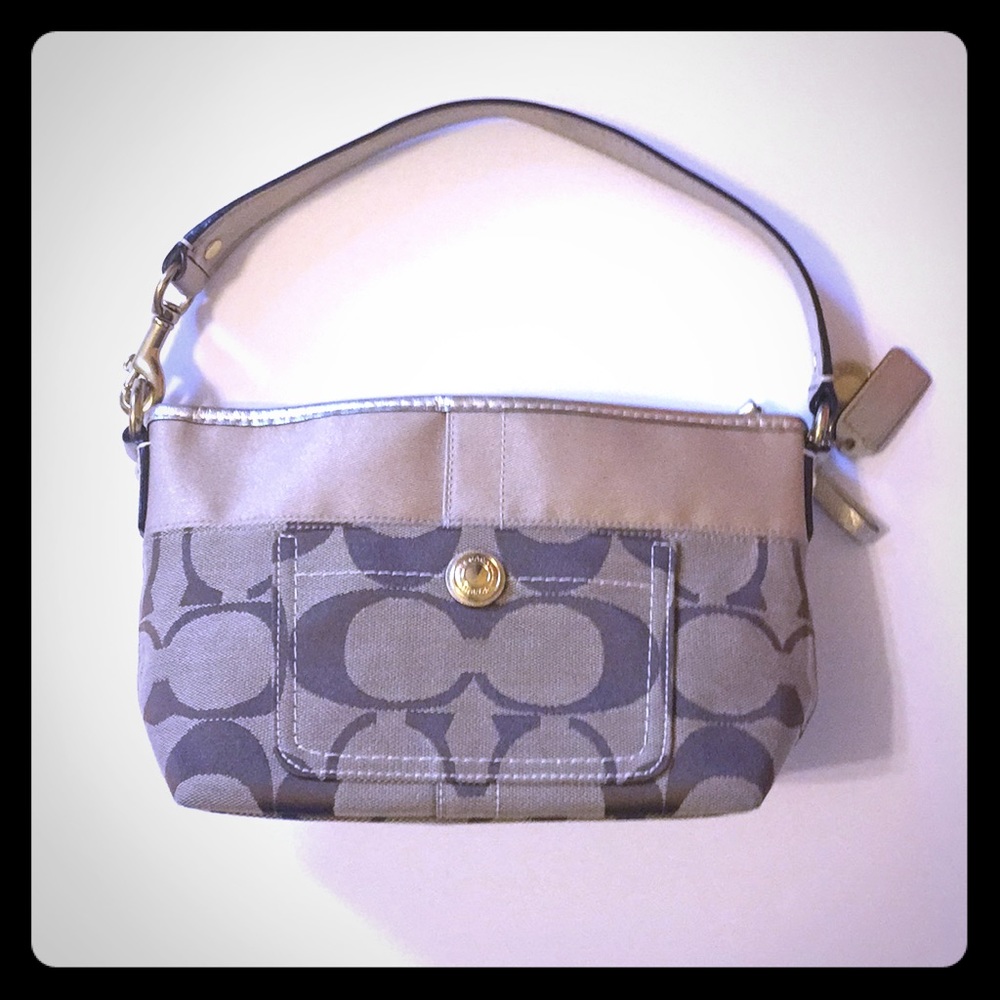 🌟Gold Signature Coach Purse
